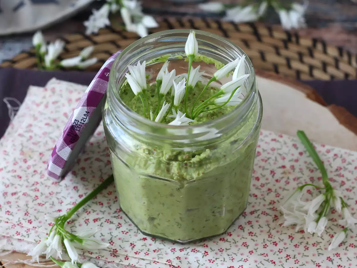 Pesto iz čemaža – aromatičen in izjemno okusen!