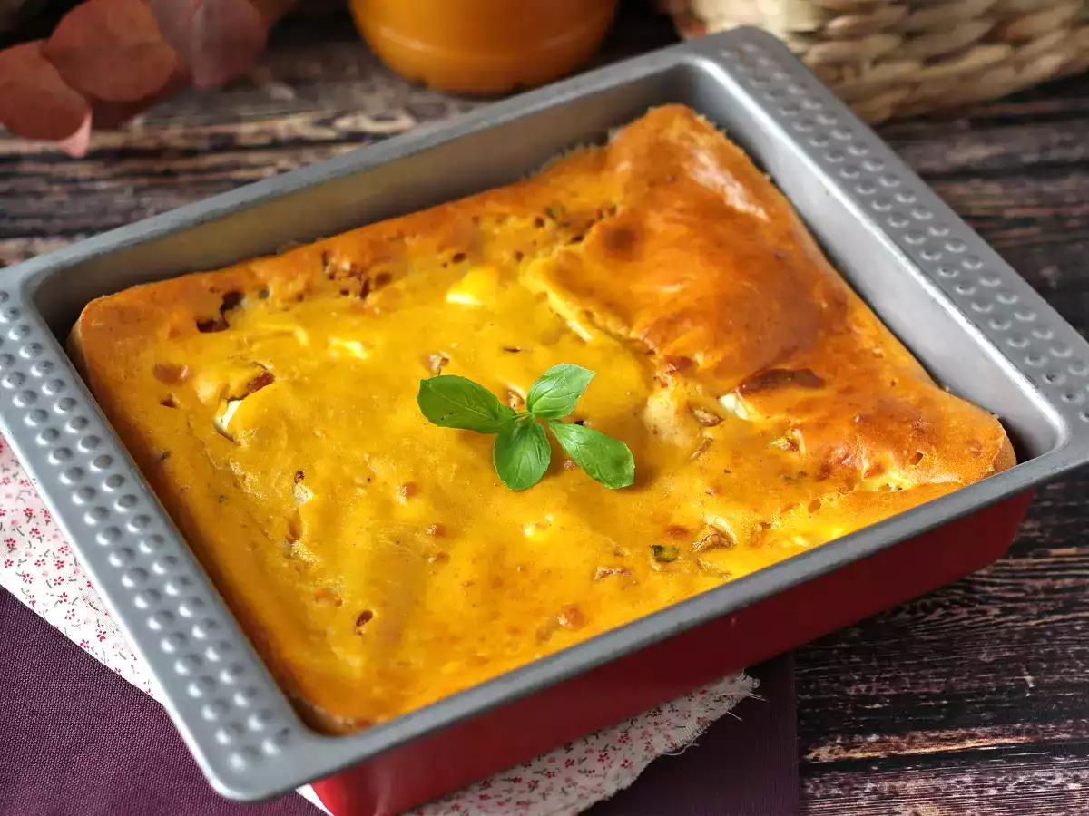 Pikanten pršut in feta brownie z bučo: odličen recept za juho za recikliranje! - fotografija 2