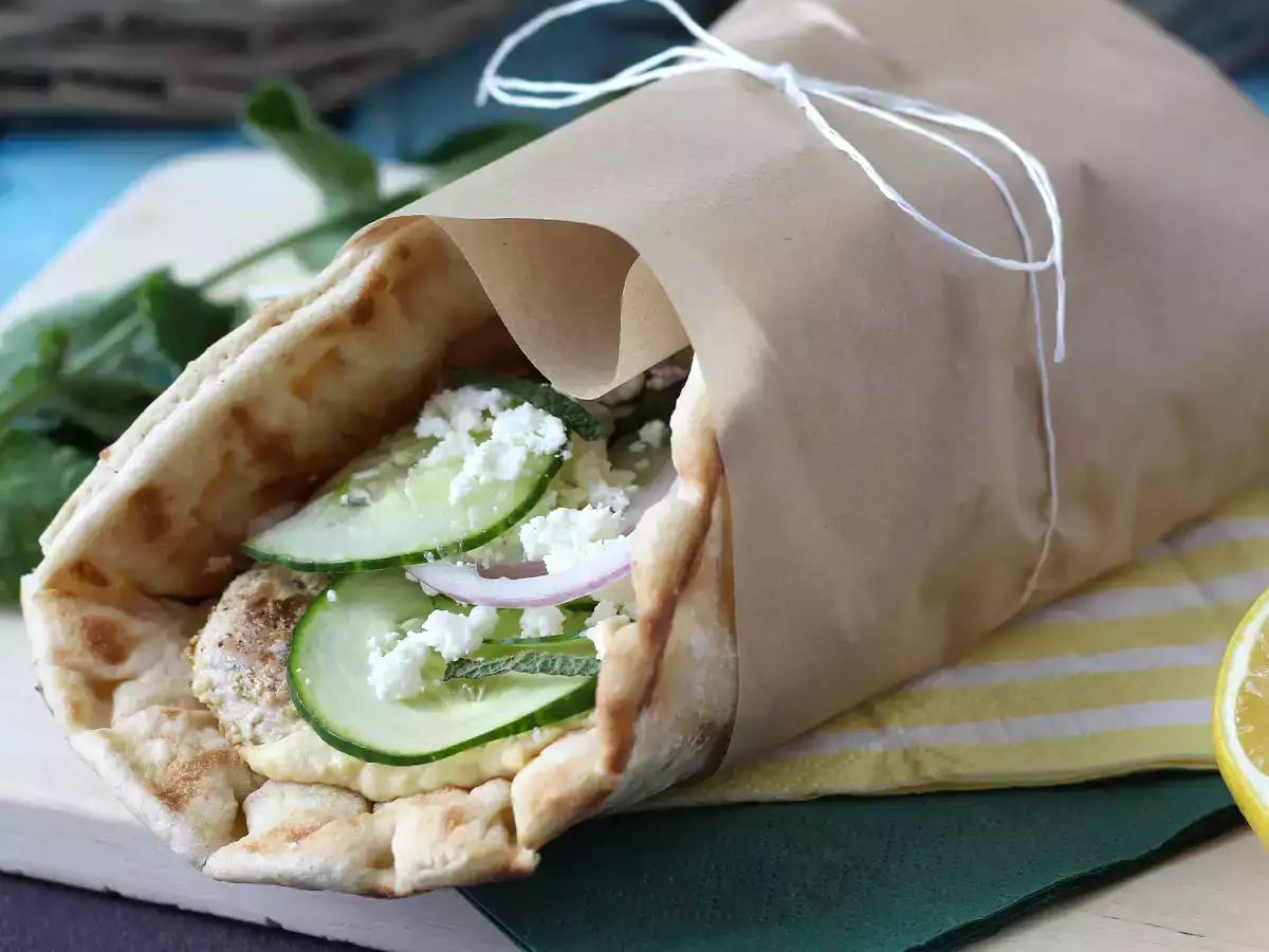 Piščančji gyros, grški sendvič, ki vam bo všeč! - fotografija 4