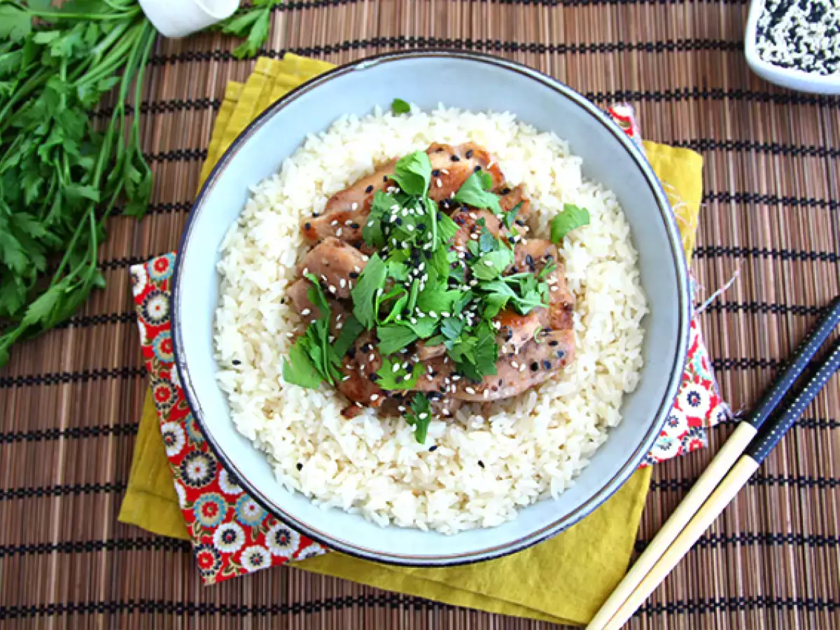Piščanec, mariniran v sojini omaki in medu - fotografija 3