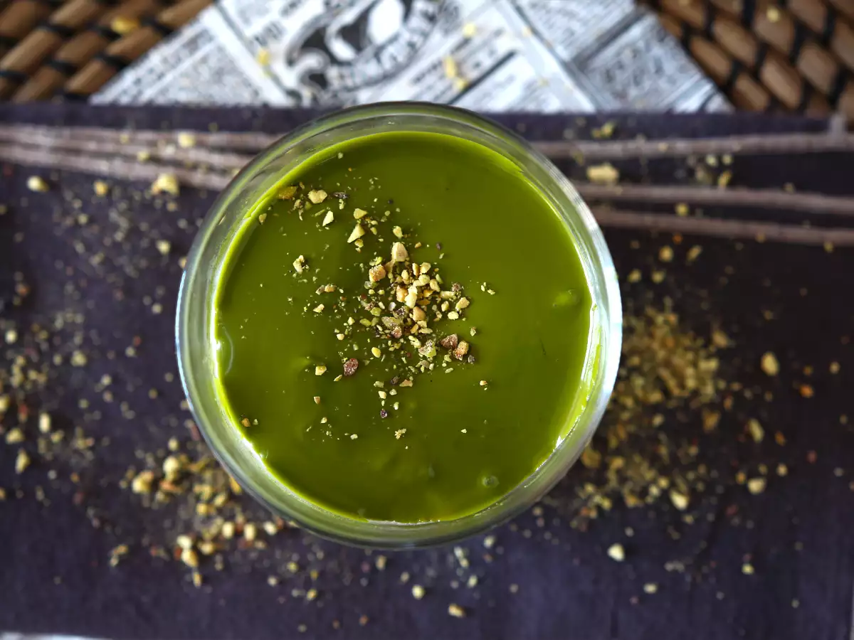 Pistacijeva panna cotta: preprost recept, ki ga imajo vsi radi! - fotografija 3