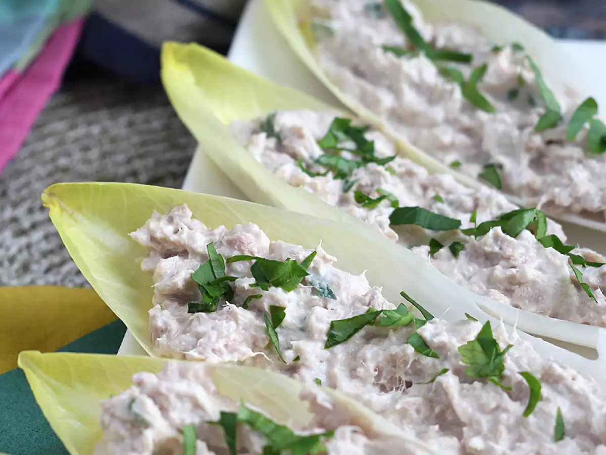 Pladnji endivije z omako iz tune - fotografija 4