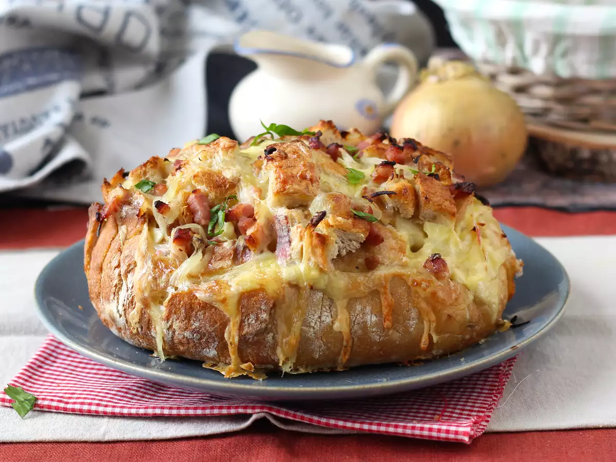 Polnjen kruh ježek po navdihu tartiflette - fotografija 4