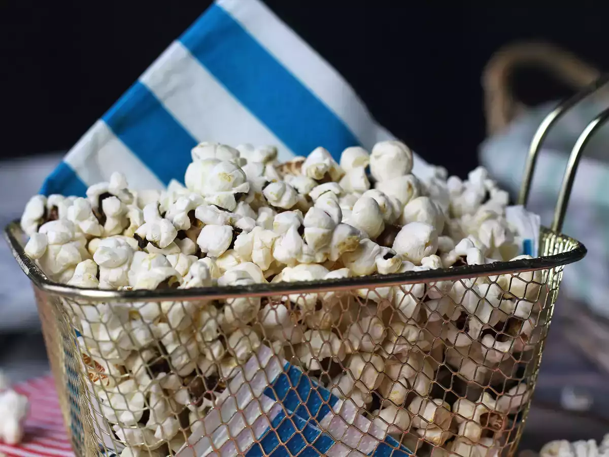 Popcorn v zračni cvrtnik, to je mogoče! - fotografija 3