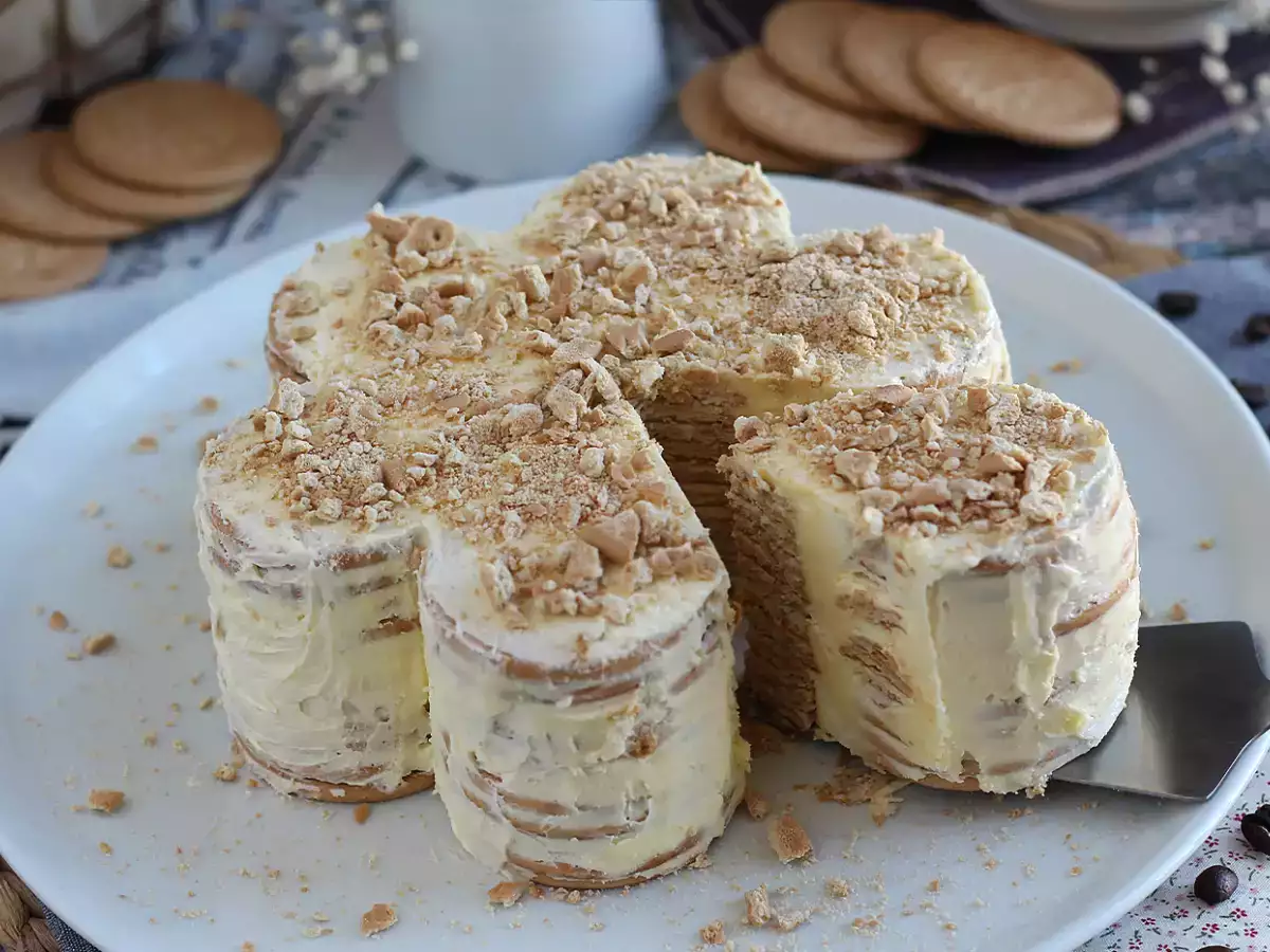 Portugalska piškotna torta (bolo de bolacha)