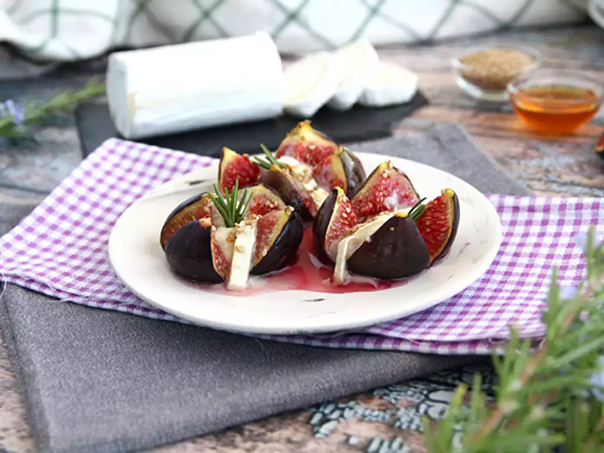 Pražene fige z medenim kozjim sirom - fotografija 4