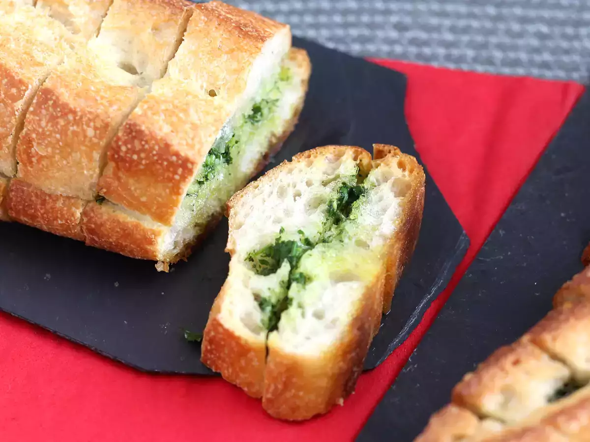 Prefou s česnom in peteršiljem - fotografija 2