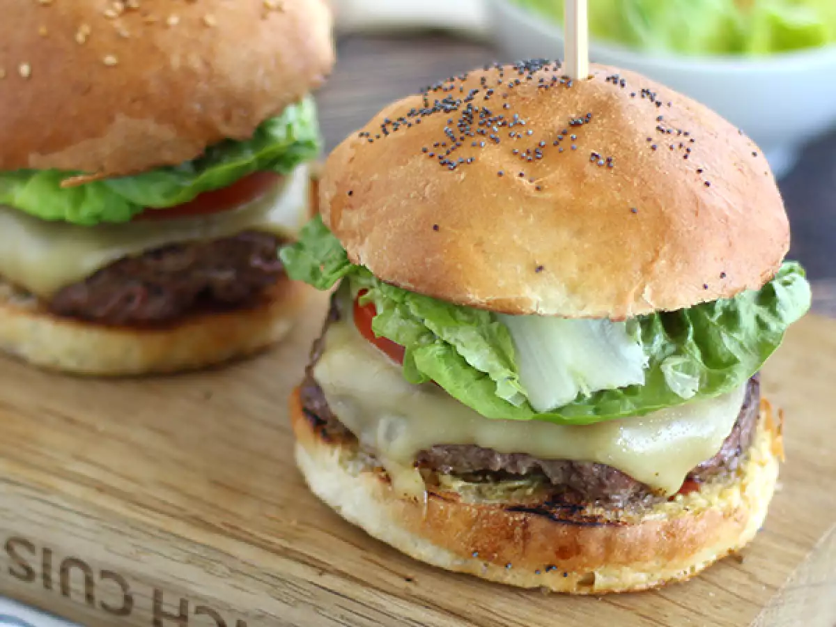 Preprost in hiter domači burger - fotografija 2