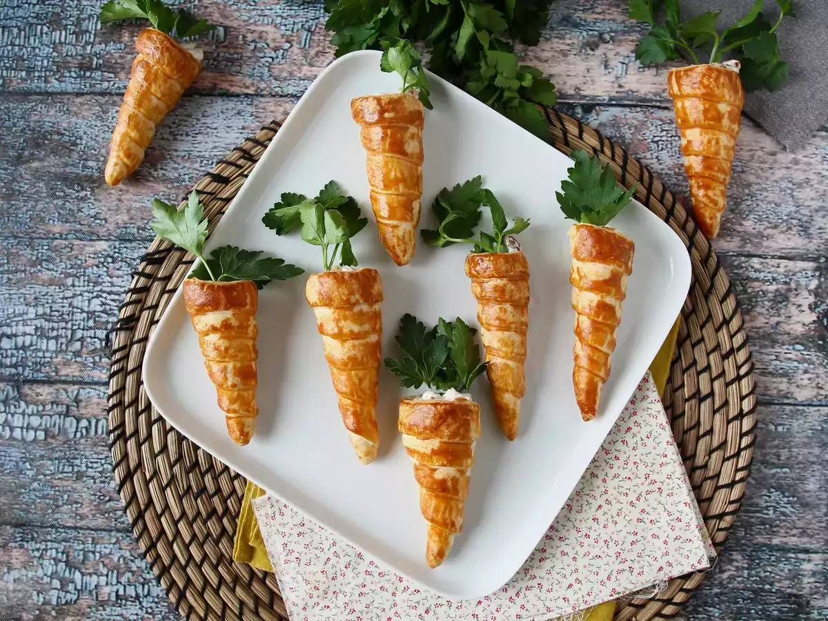 Prikupni korenčki iz listnatega testa za velikonočni aperitiv: kozji sir in sušeni paradižniki - fotografija 4