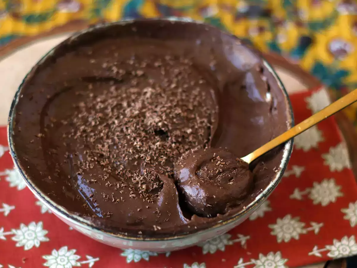 Proteinski čokoladni mousse z wheyjem - fotografija 3