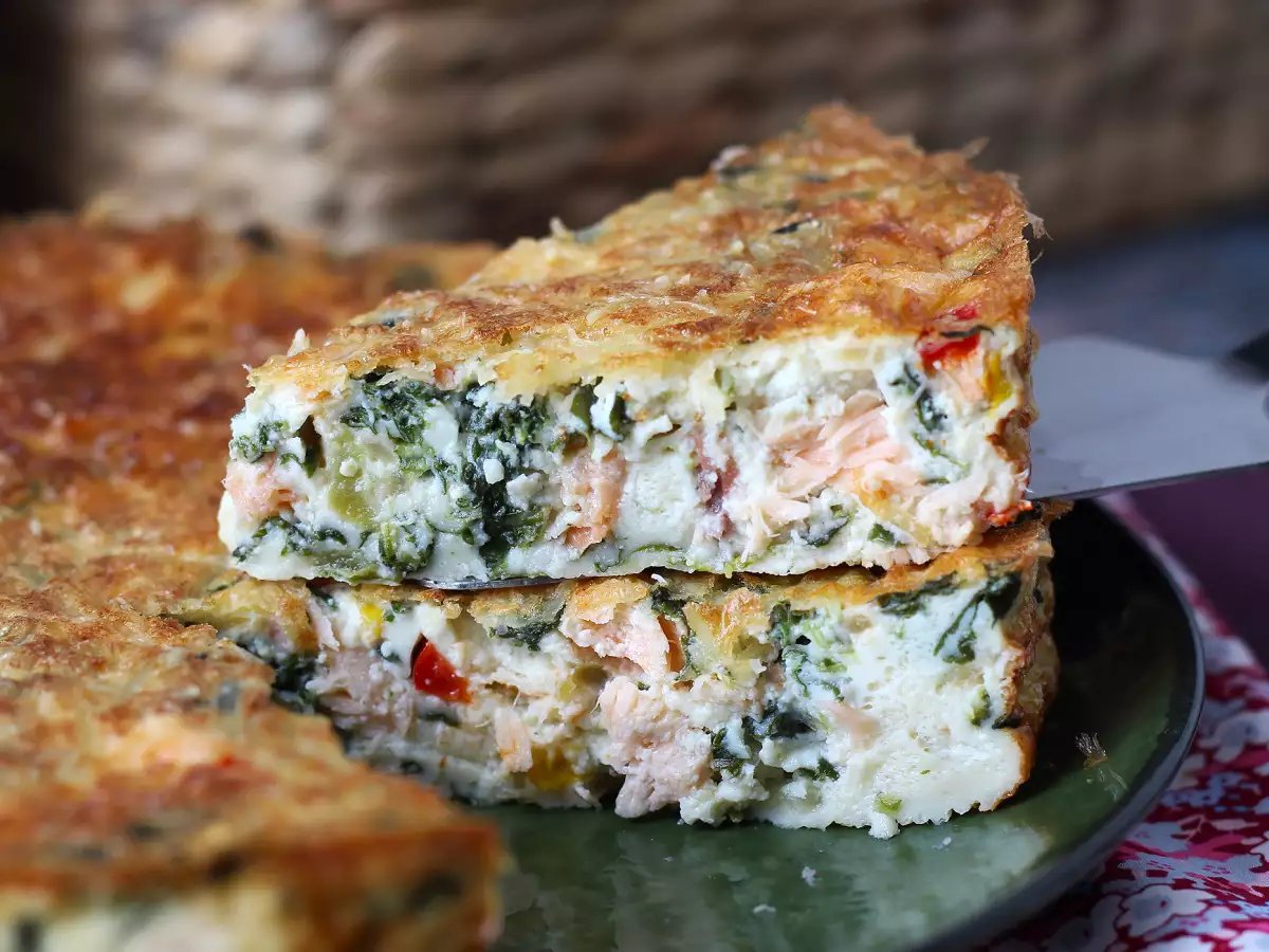 Quiche brez testa z lososom, špinačo in skuto - fotografija 5