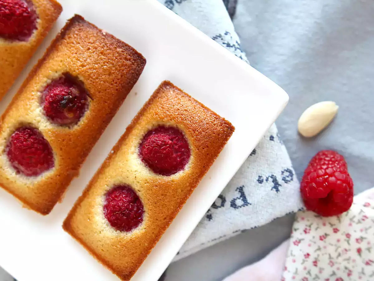 Raspberry Financiers, enostaven za izdelavo podroben recept - fotografija 4