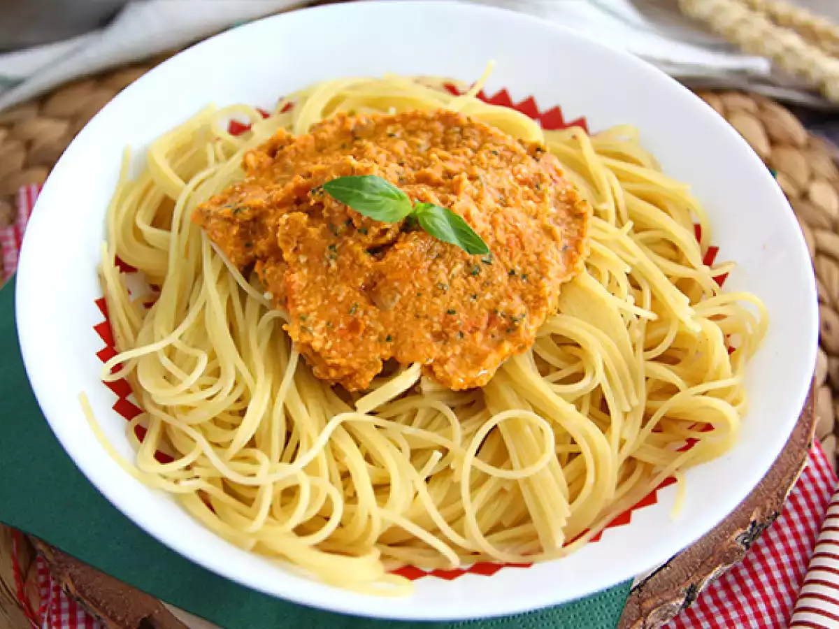 Rdeči pesto - fotografija 4