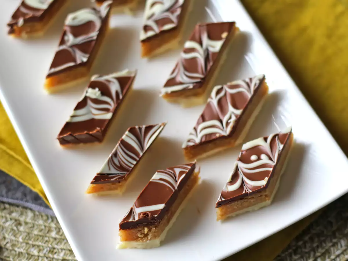 Rkhama, maroška sladica z arašidi in čokolado, ki ne potrebuje pečice - fotografija 3