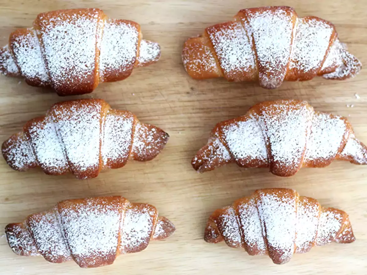 Rogljički s kondenziranim mlekom - fotografija 3