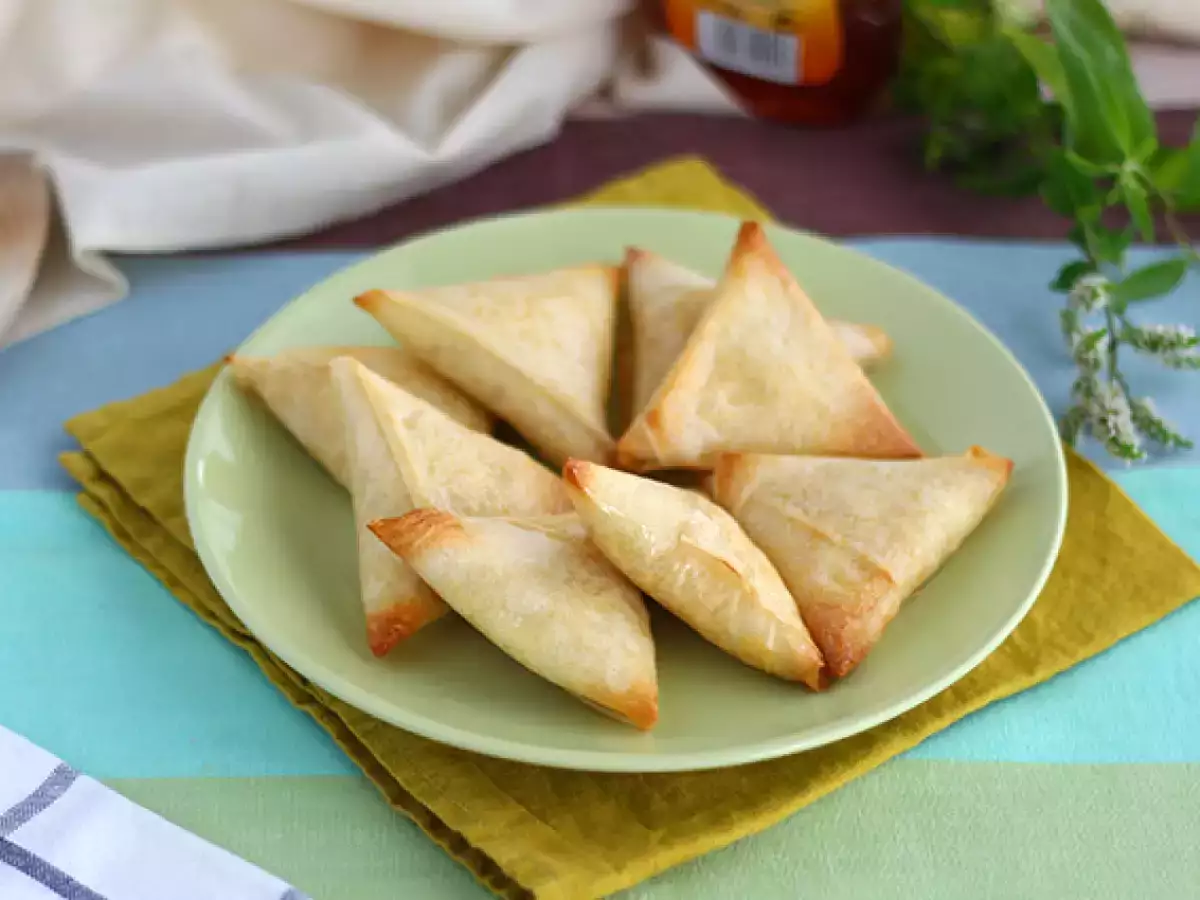 Samose s kozjim sirom in medom - fotografija 3