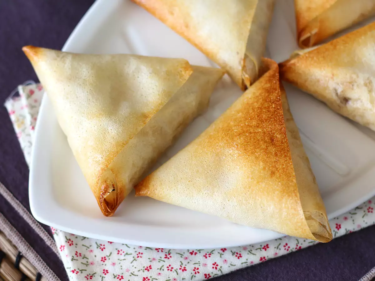 Samose s skušo in svežim sirom - fotografija 3