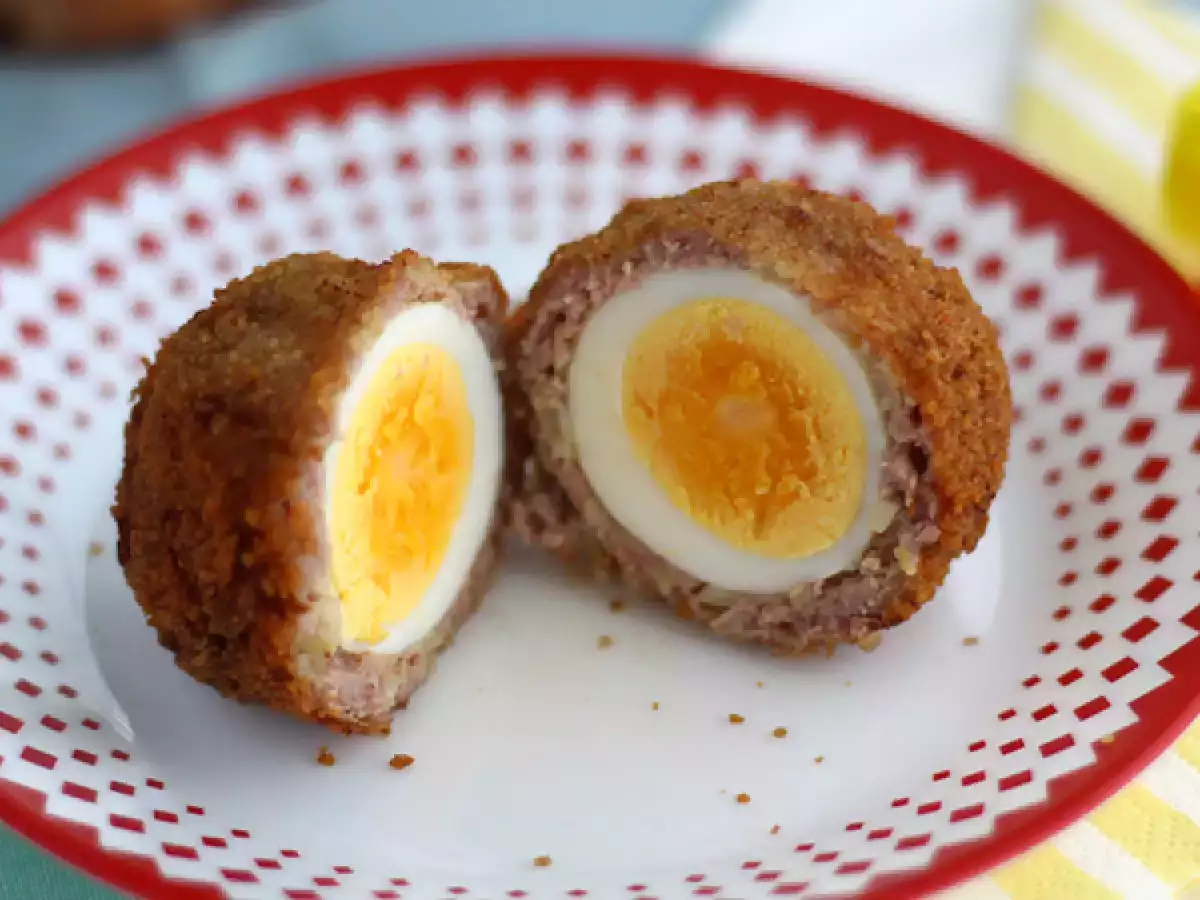 Scotch eggs - jajca v prahu po škotsko - fotografija 2