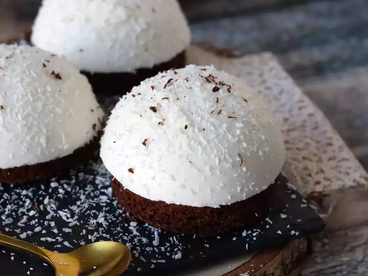 Sladica iz čokolade in kokosa, ki se hkrati topi in hrustljava! - fotografija 5