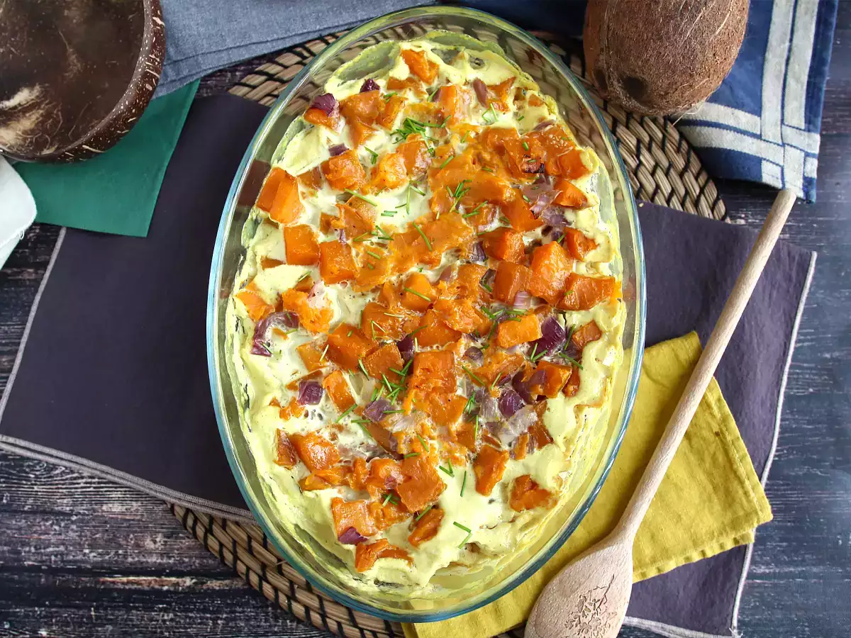 Sladki krompir gratin z okusom kokosovega mleka in karija - fotografija 4