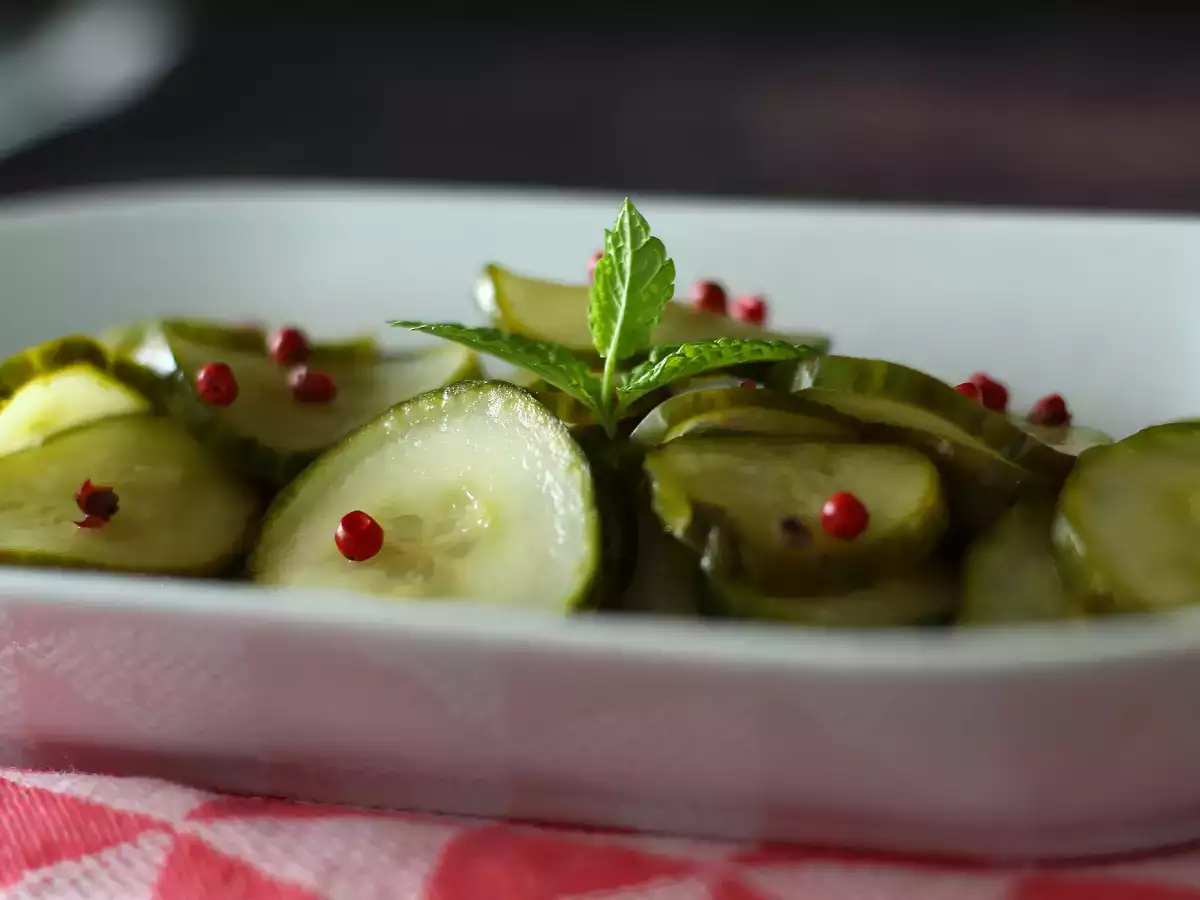 Sladko-kisle kumare: hitra in okusna priloga za poletje! - fotografija 2