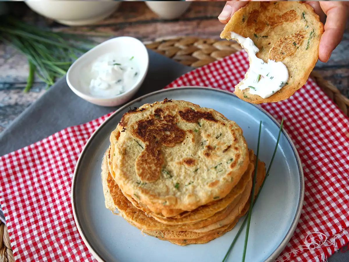 Slanke palačinke z rdečo lečo: preprost recept z visoko vsebnostjo beljakovin - fotografija 4