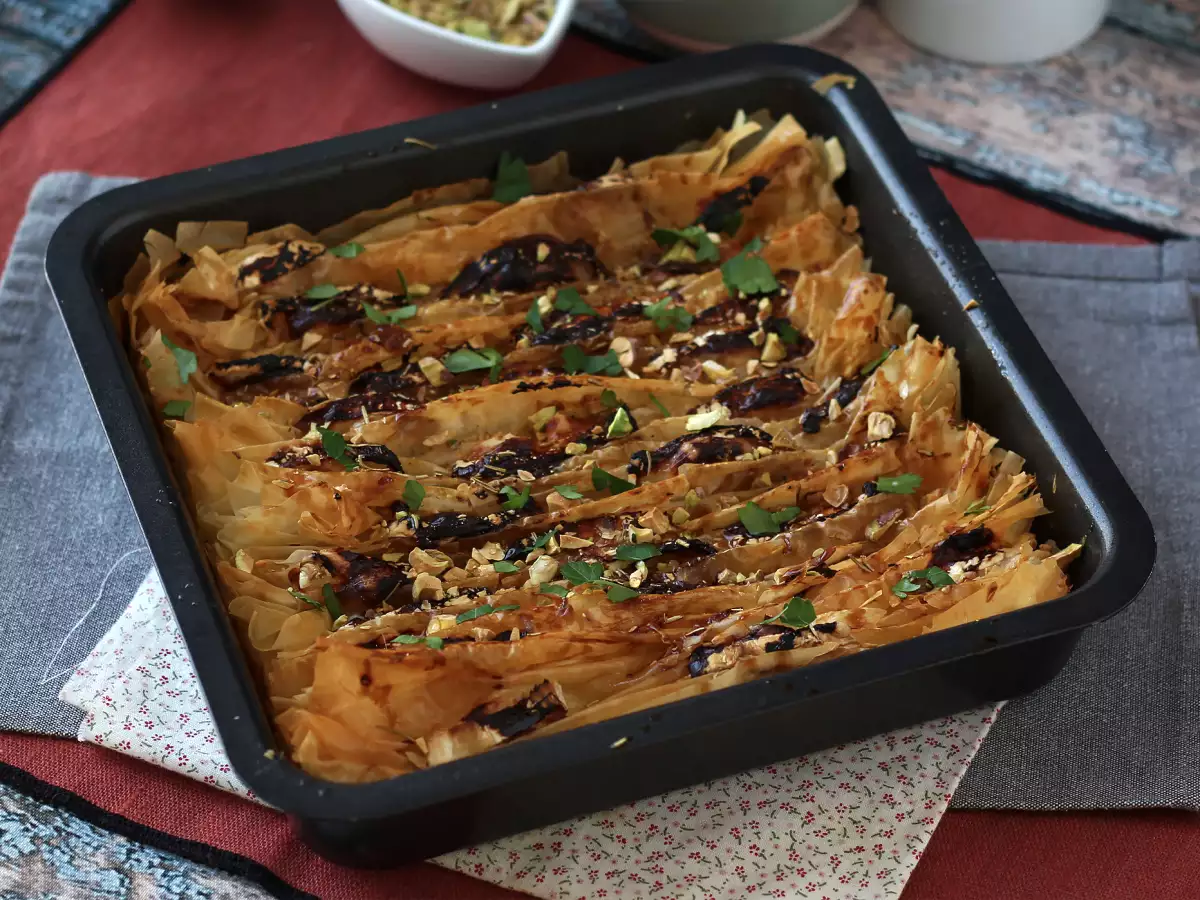 Slano pecivo s kozjim sirom in medom - fotografija 2