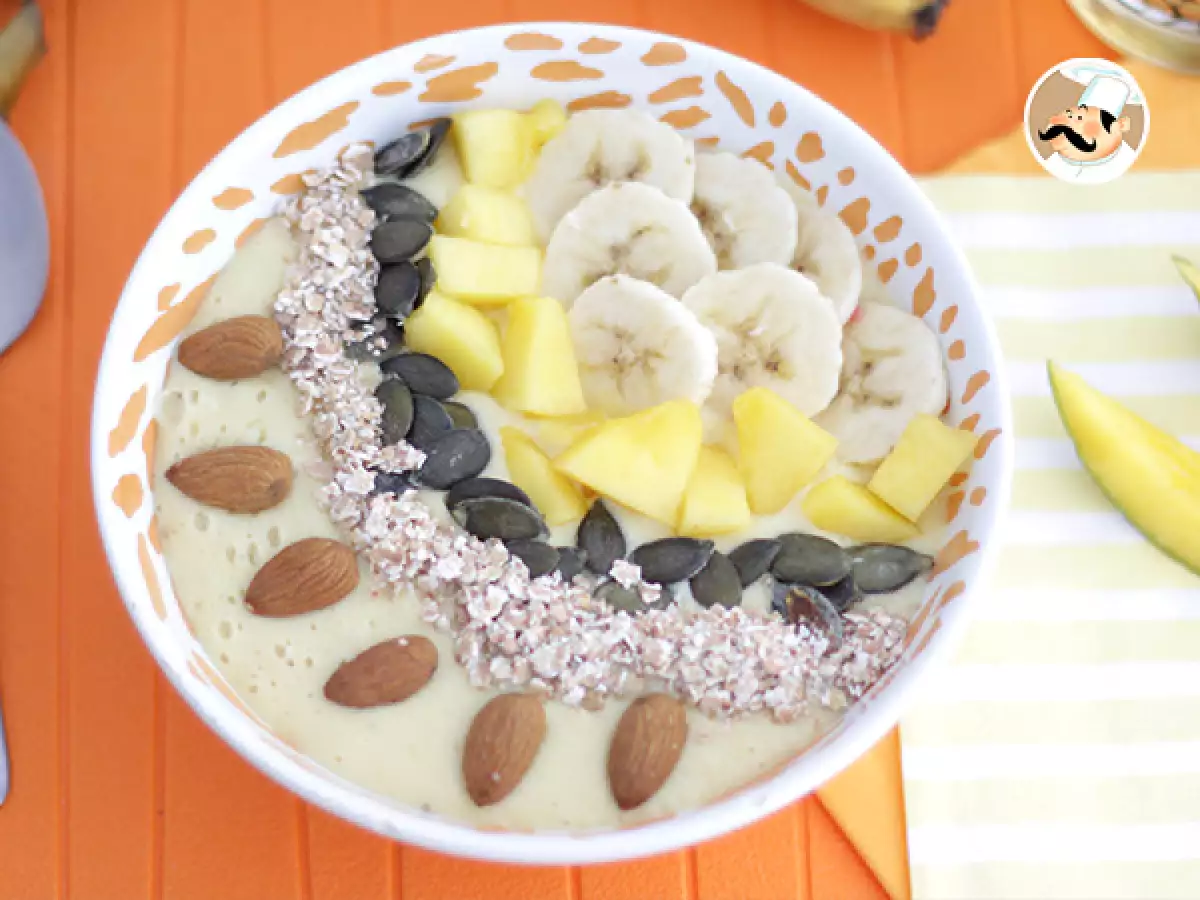 Smoothie bowl z mangom in banano - fotografija 2