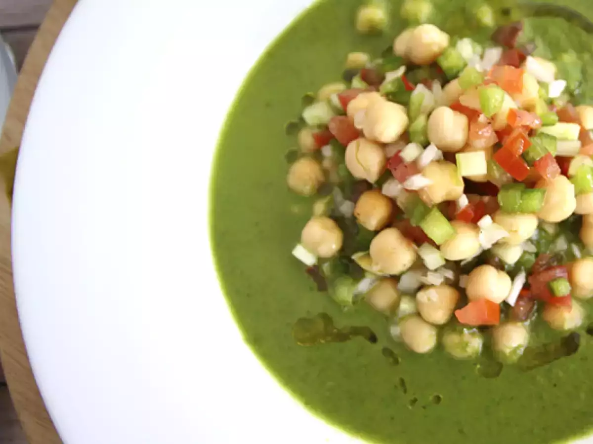 Solatna juha in solata iz čičerke - fotografija 2