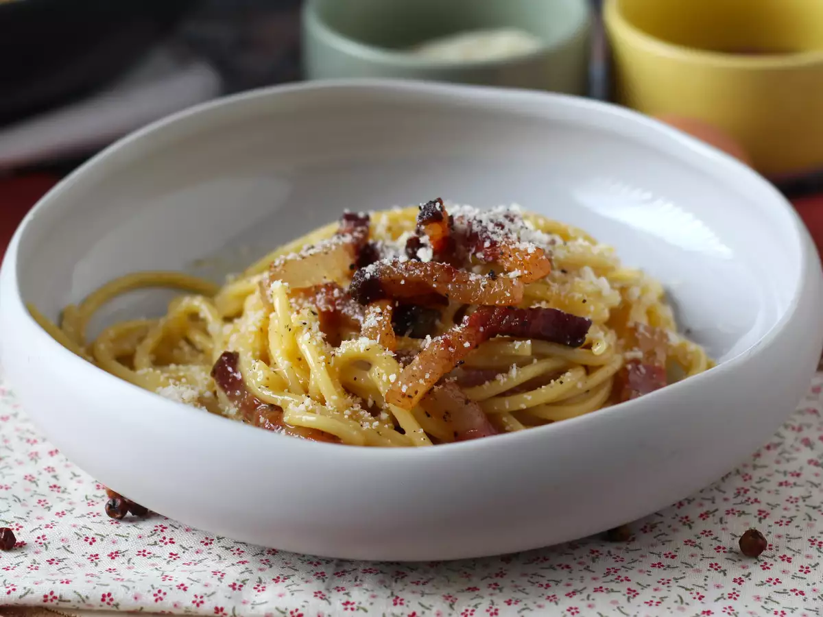 Špageti carbonara – pravi italijanski recept za karbonaro!