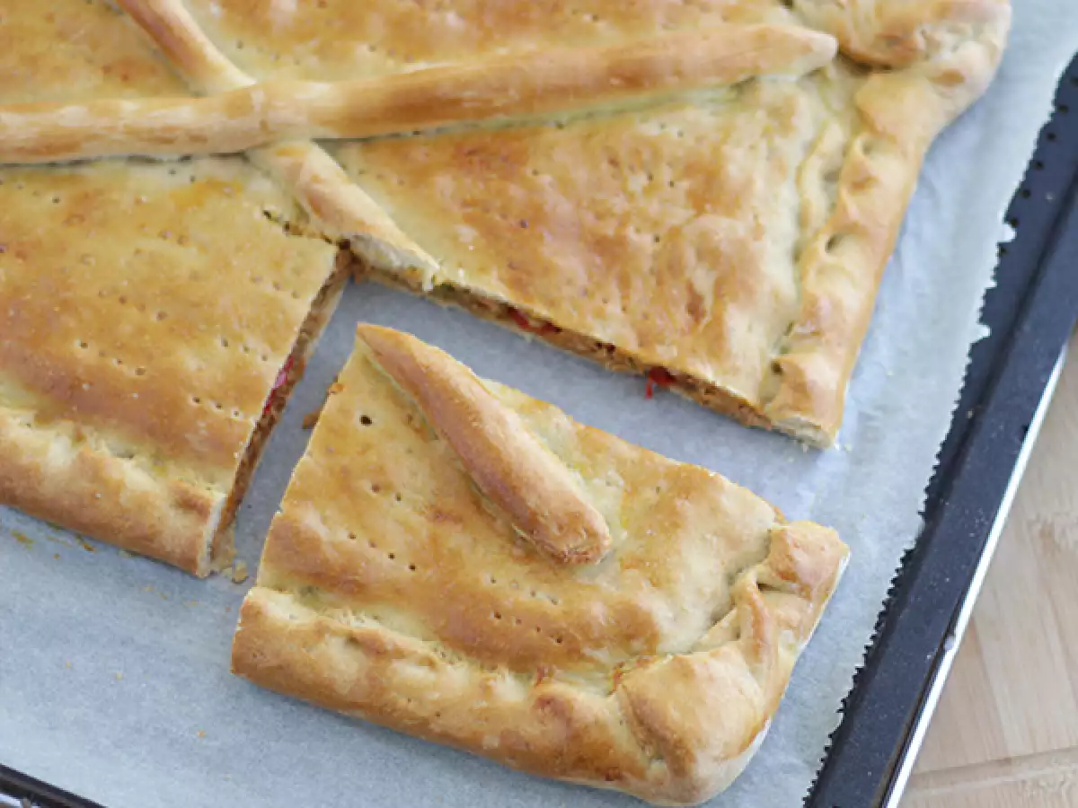 Španska empanada s tuno - fotografija 2