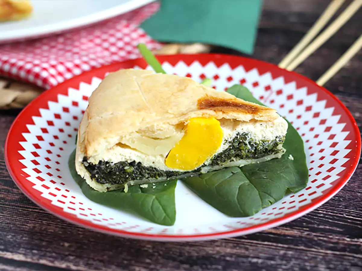 Špinača, rikota in jajčna pita - italijanska Torta Pasqualina - fotografija 5