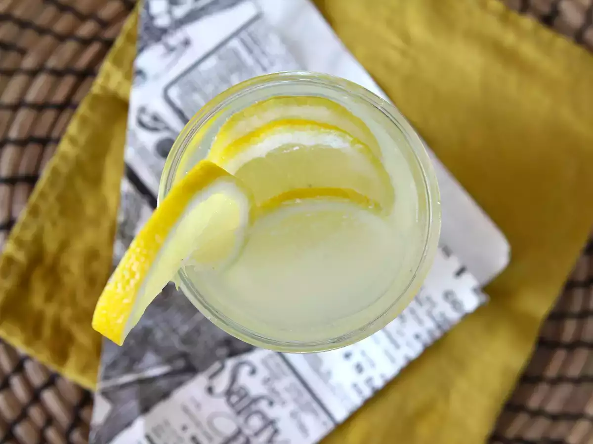 Spritz z limoncellom – popoln poletni koktajl! - fotografija 2