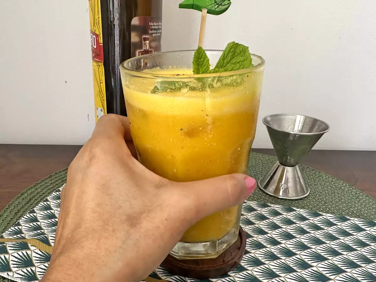 Stepena caipirinha iz pasijonke: najbolj kremasta in osvežilna različica brazilske klasike - fotografija 3