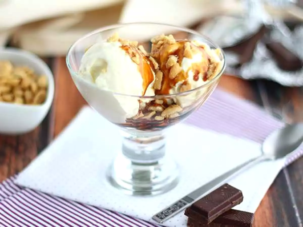 Sundae – sladka ameriška sladoledna poslastica - fotografija 4