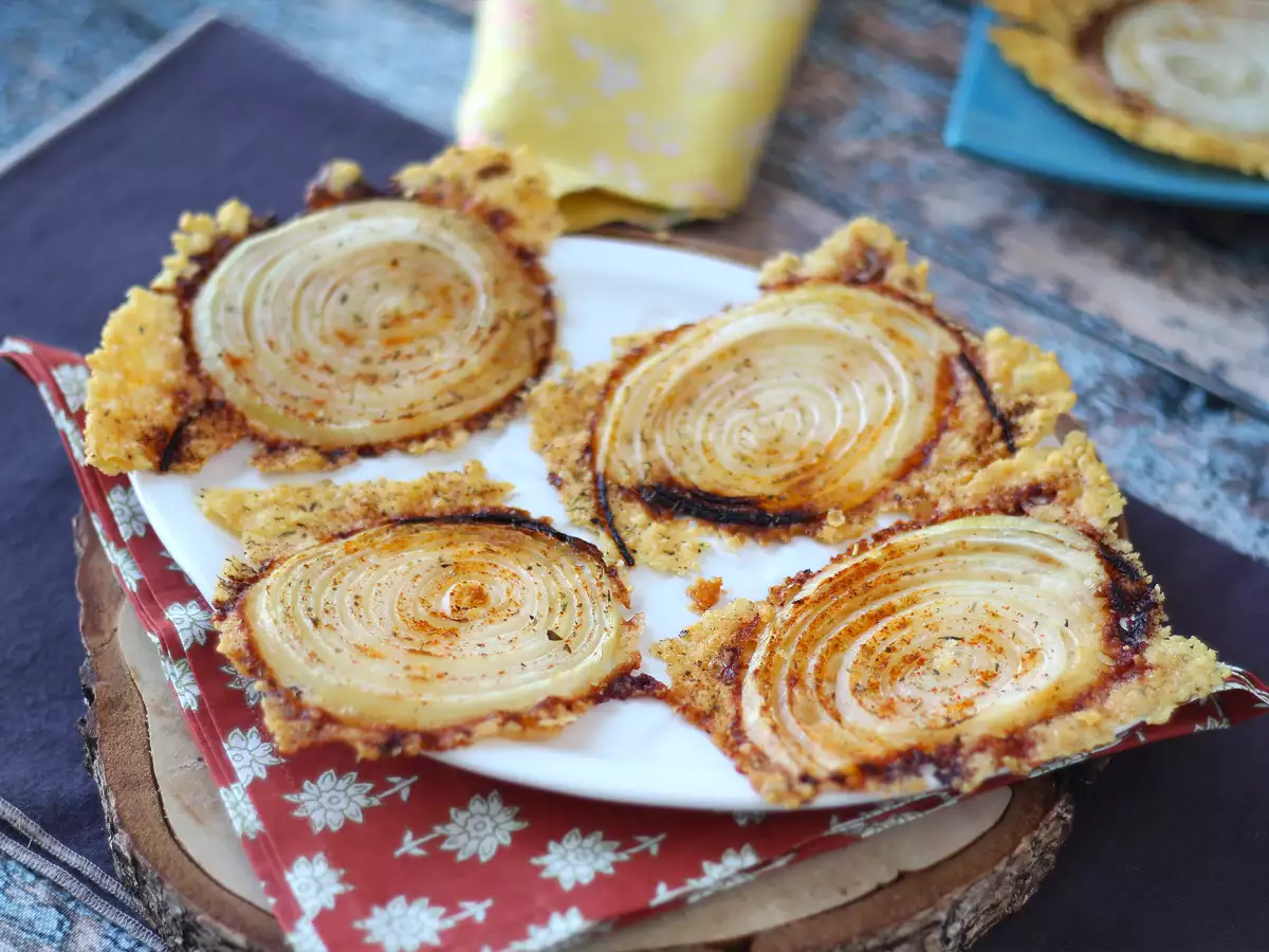 Super hrustljav domači čips s čebulo in parmezanom - fotografija 4