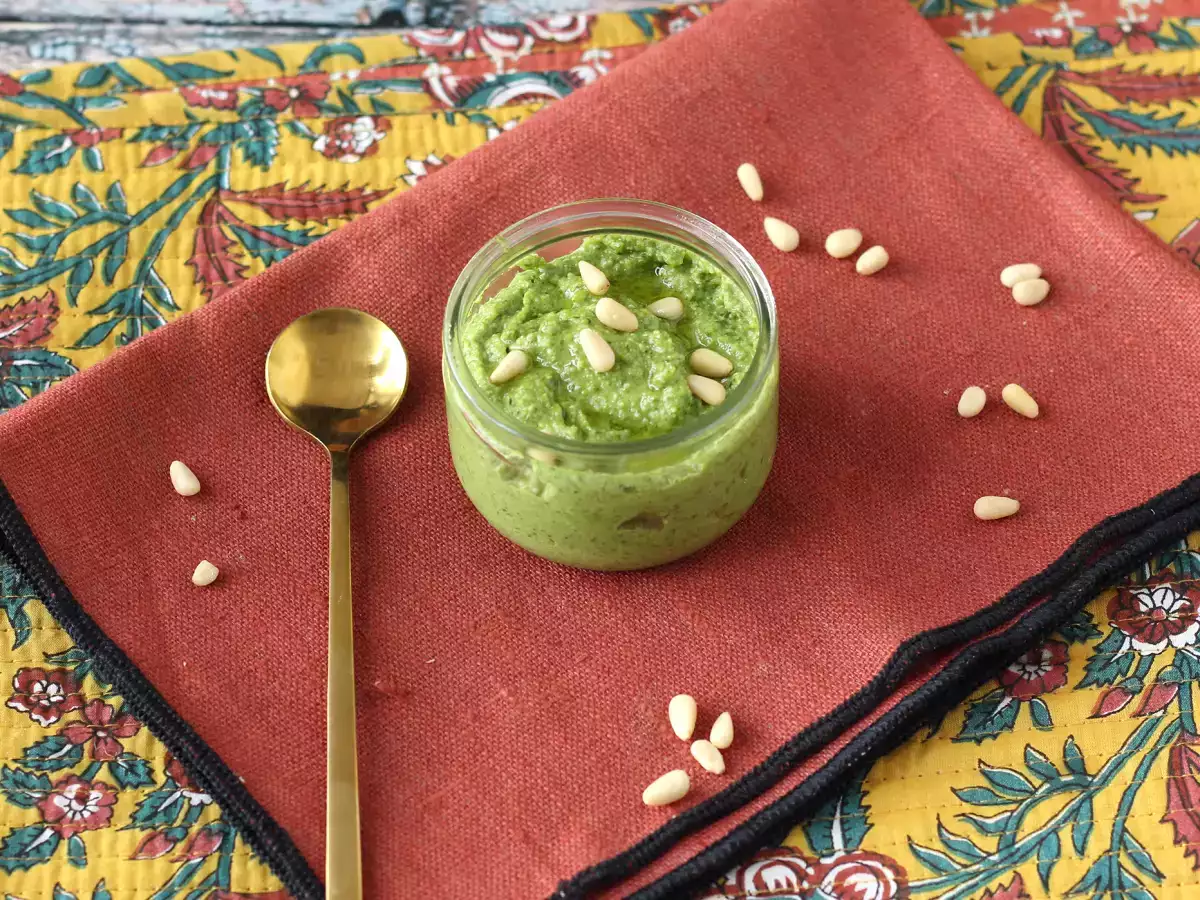 Svež in kremast pesto iz rukole v 5 minutah - fotografija 4