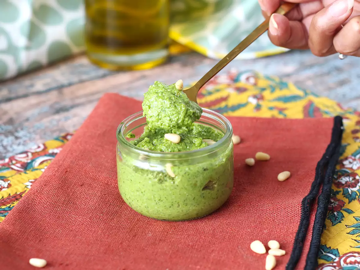 Svež in kremast raketni pesto v 5 minutah - fotografija 3
