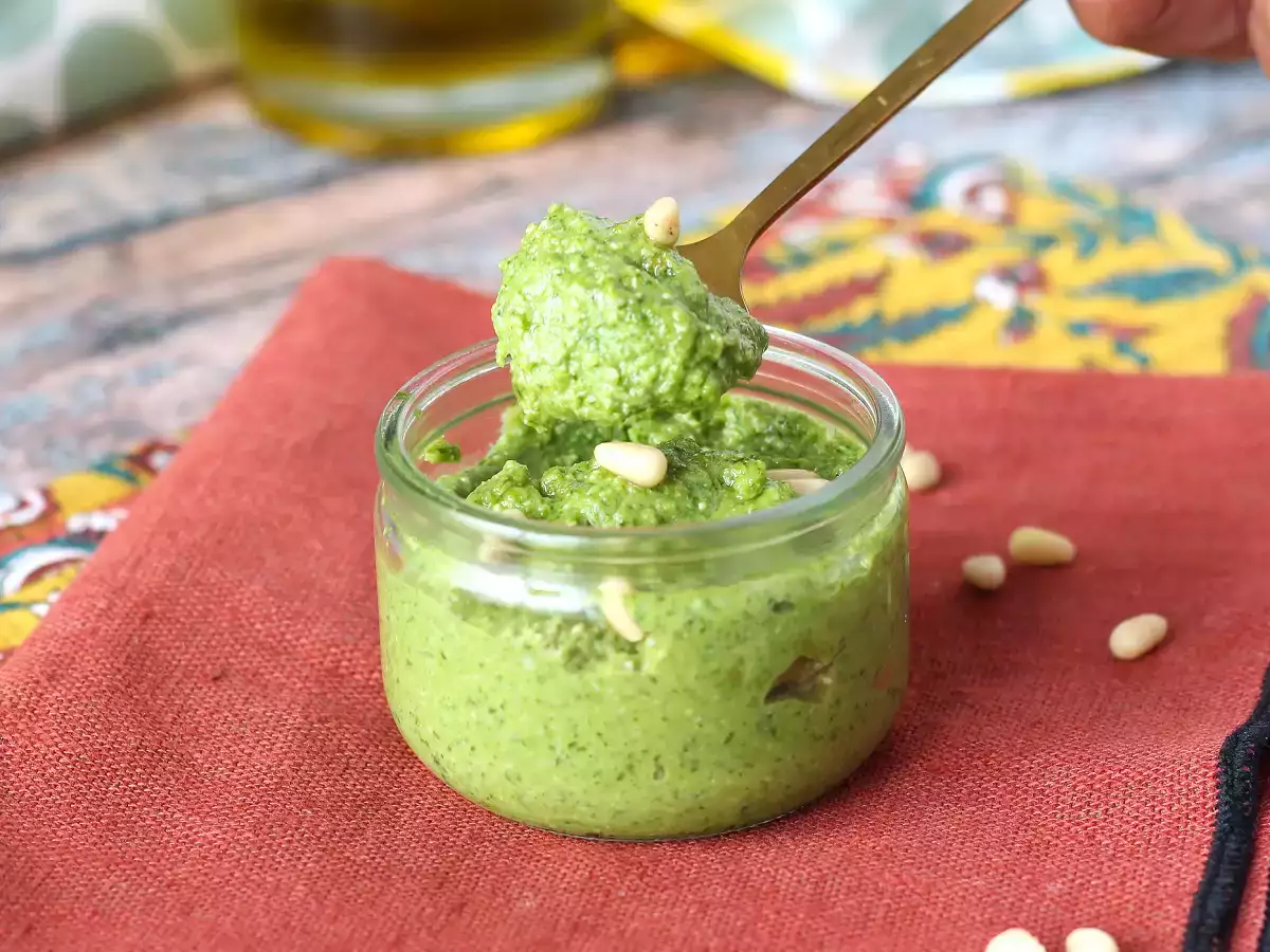 Svež in kremast raketni pesto v 5 minutah - fotografija 5