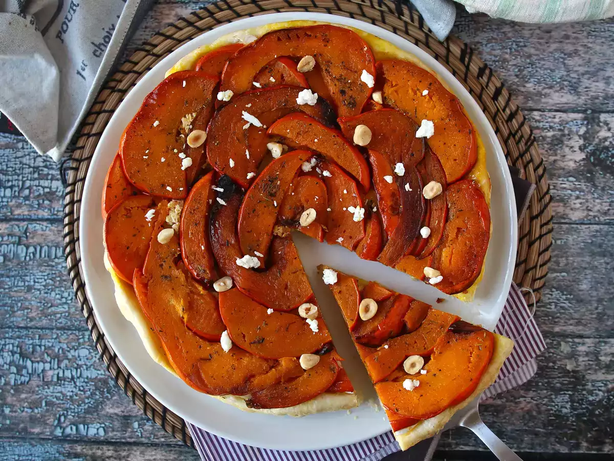 Tatin iz hokaido buče s kozjim sirom in medom - fotografija 6