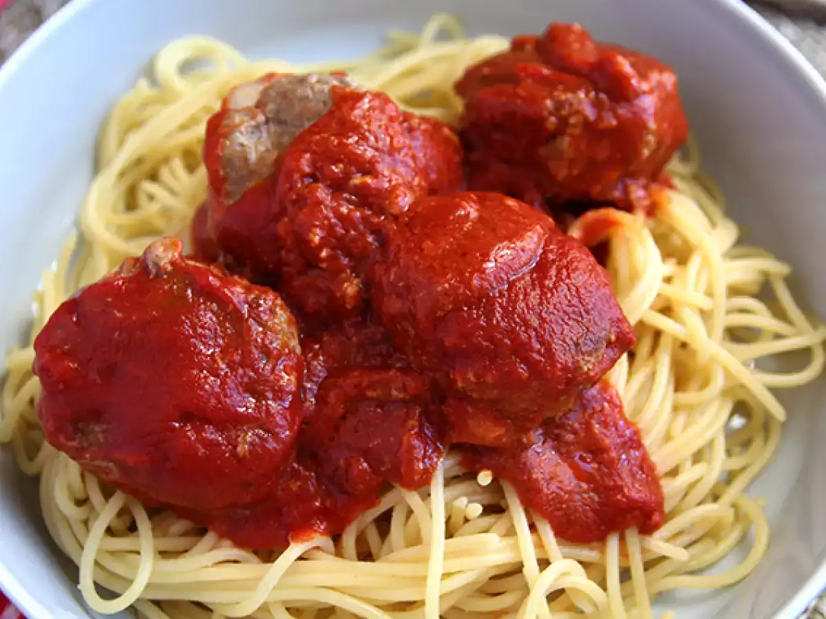 Telečje mesne kroglice, polnjene s sirom mocarela - fotografija 2