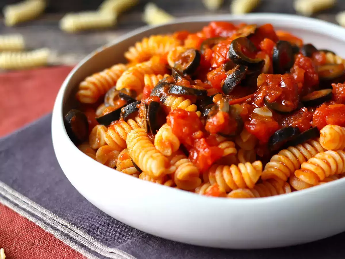 Testenine z oljčno omako: poceni, okusne in enostavne za pripravo! - fotografija 4