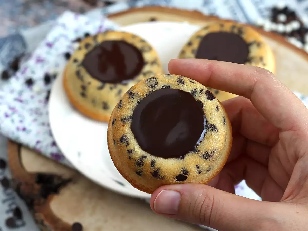 Tigrasti financierji s čokolado in hrustljavo ganache kremo - fotografija 4