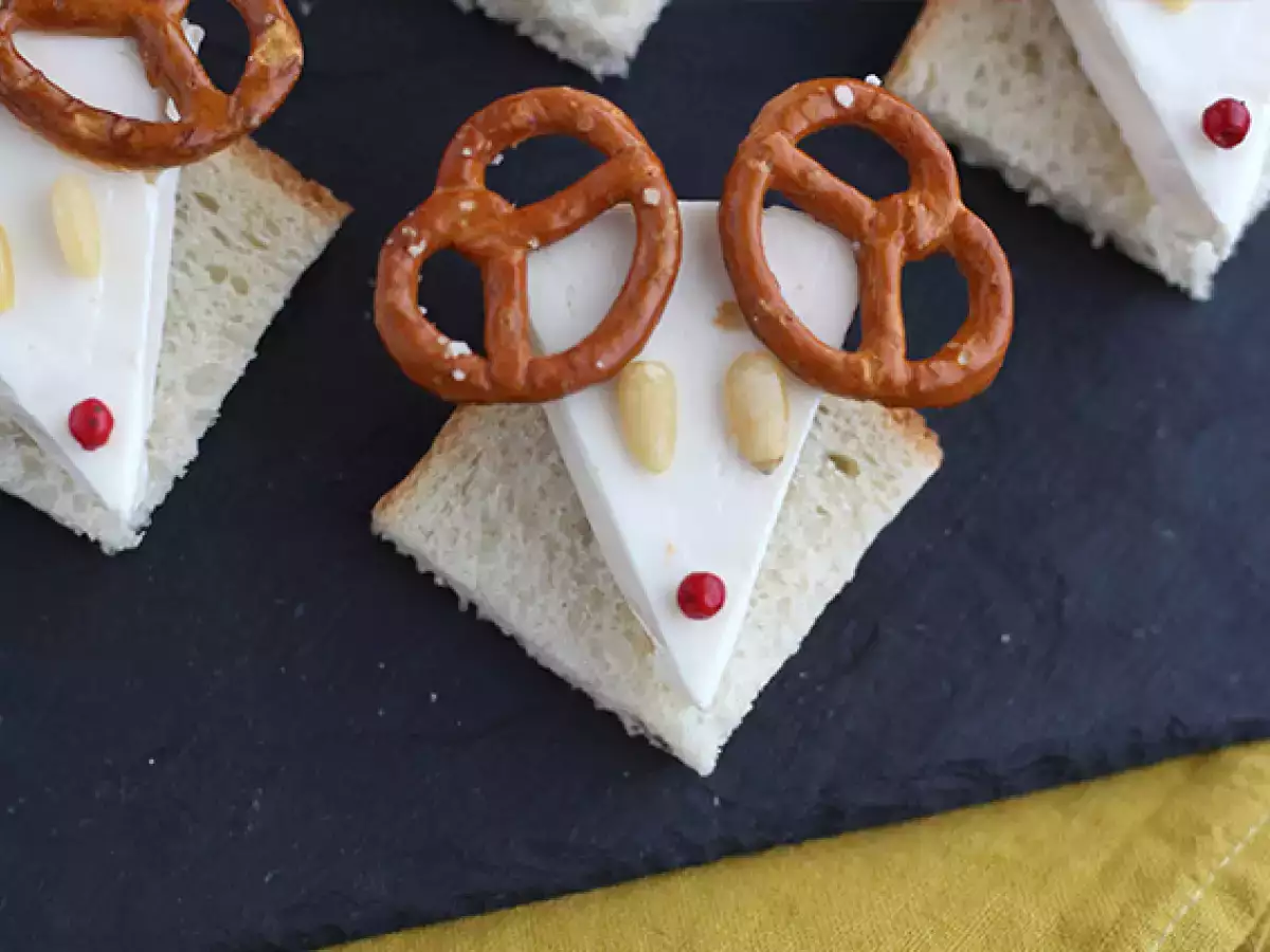 Toastki s sirom La Vache qui rit v obliki severnih jelenov - fotografija 4