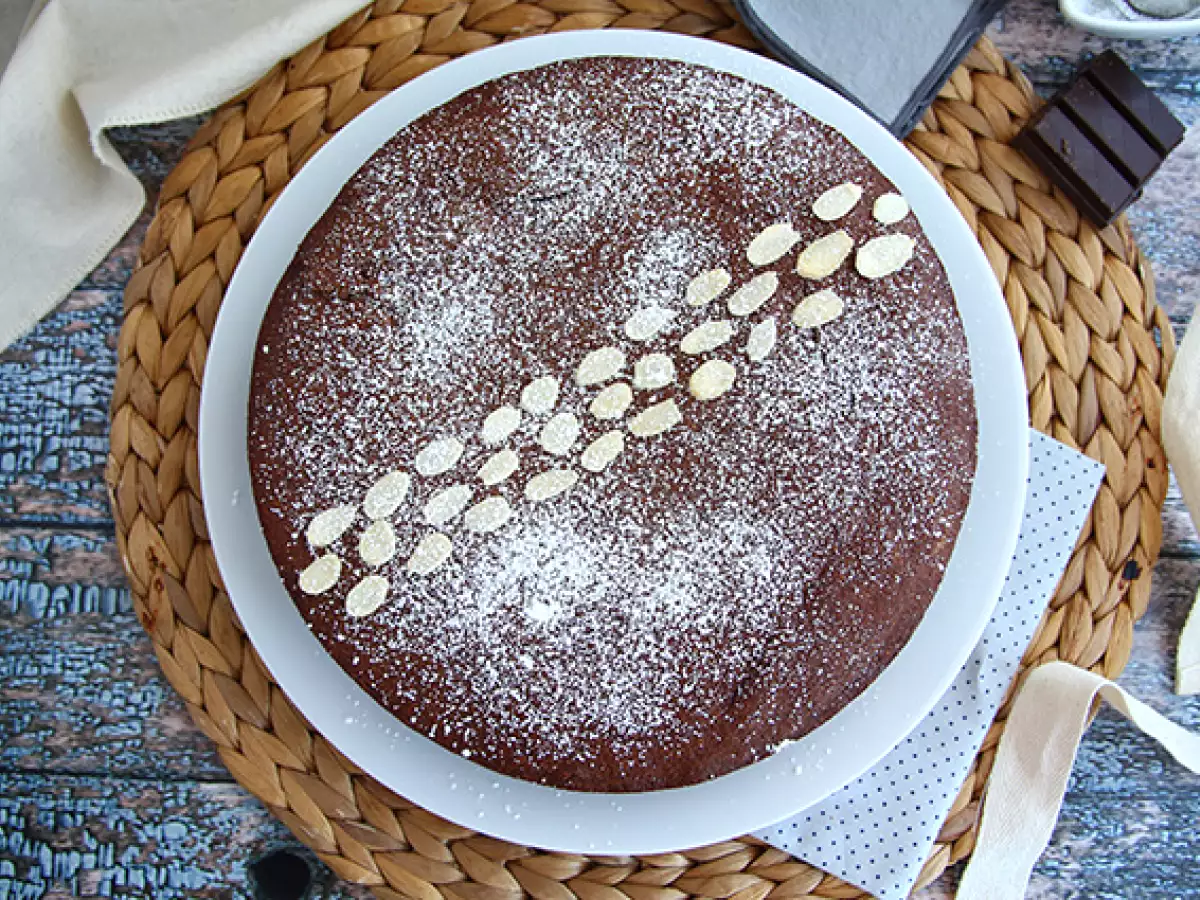 Torta caprese – sočna čokoladna torta z mandlji - fotografija 3