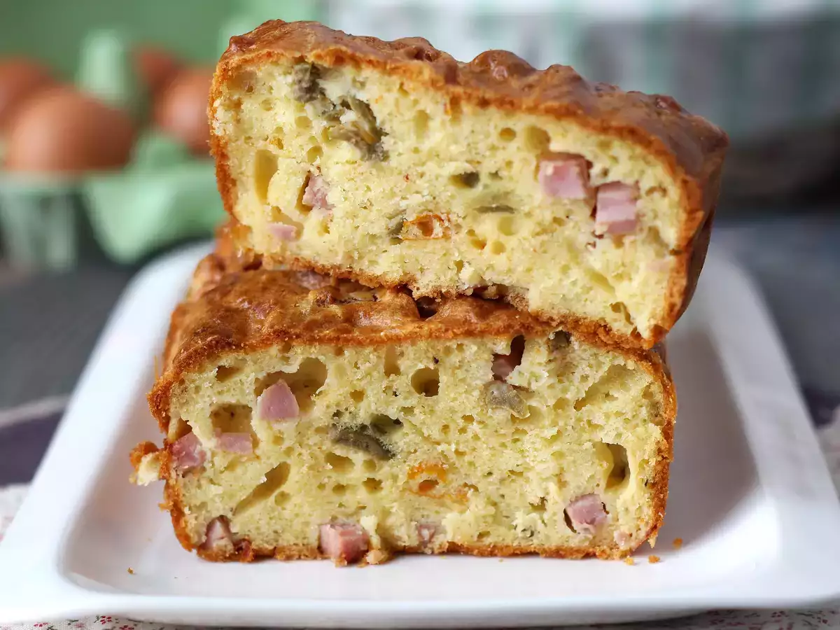 Torta s šunko, olivami in sušenim paradižnikom s skyrom - fotografija 5