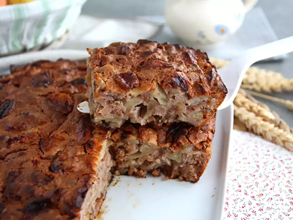 Torta z jabolki, orehi in cimetom - fotografija 2