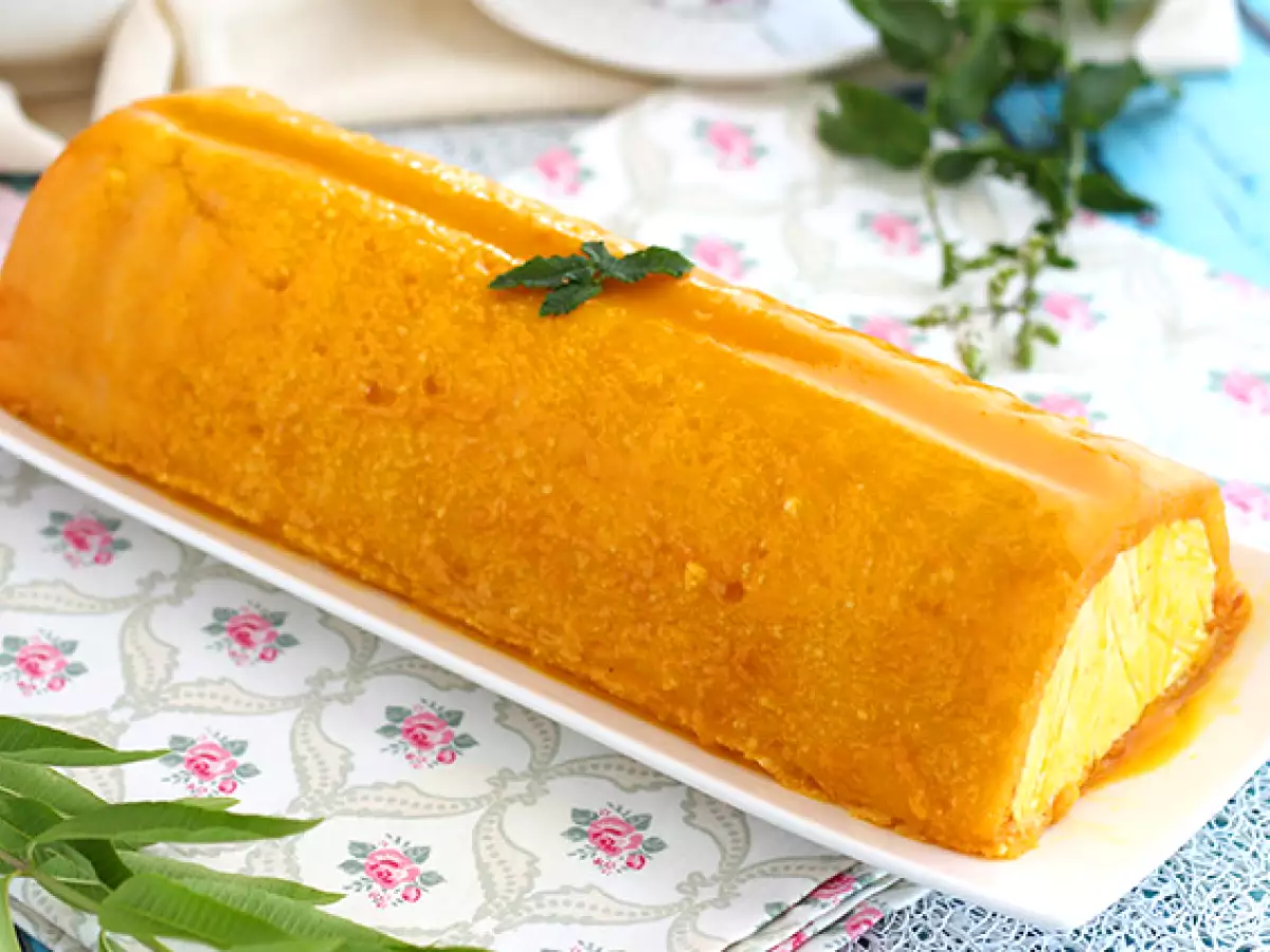 Torta z mangom in malinami - fotografija 4