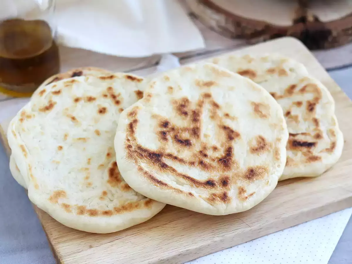 V ponvi ocvrt kruh pita - fotografija 5