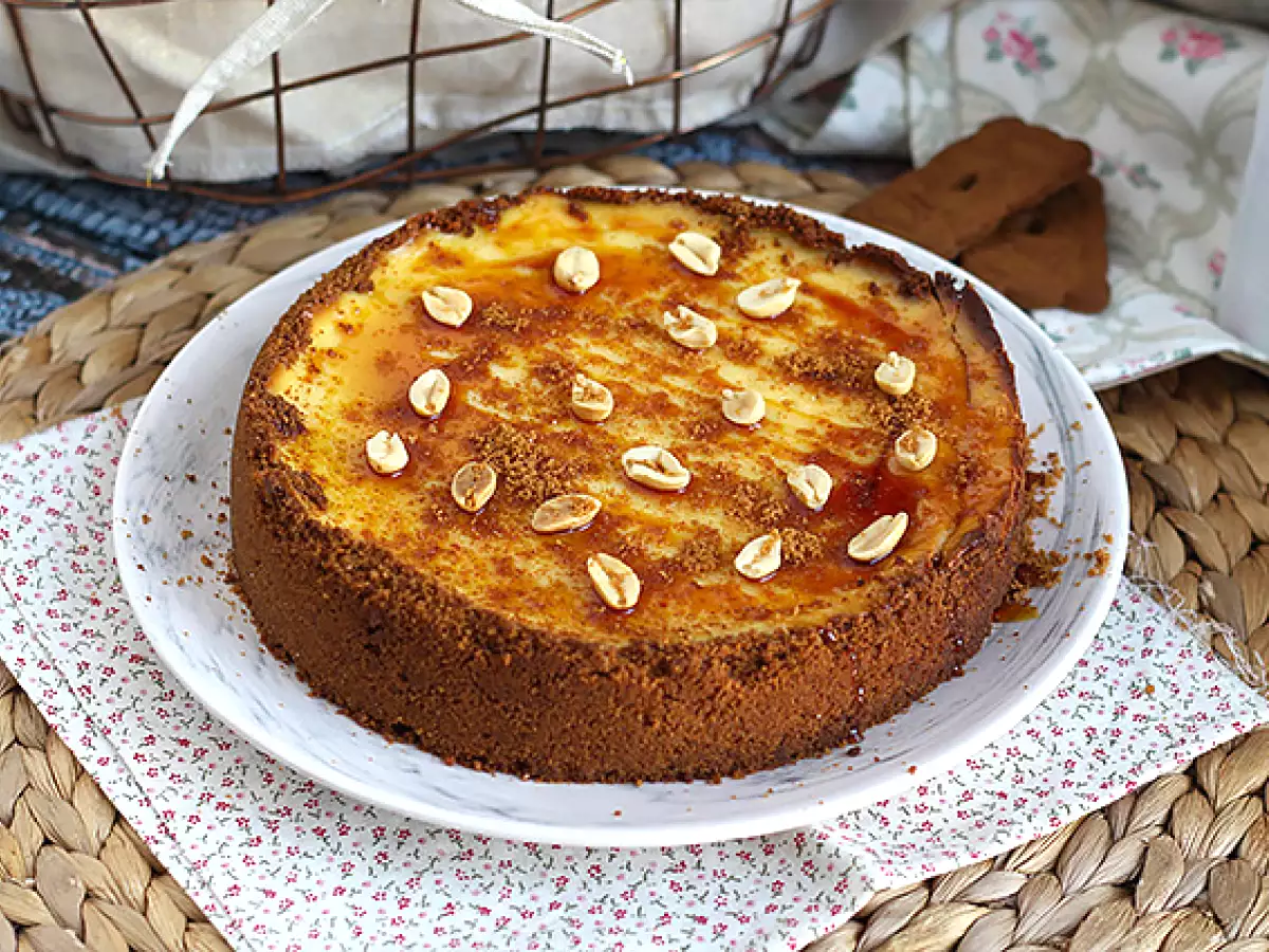 Vanilijev sirni kolač z rikoto - fotografija 4